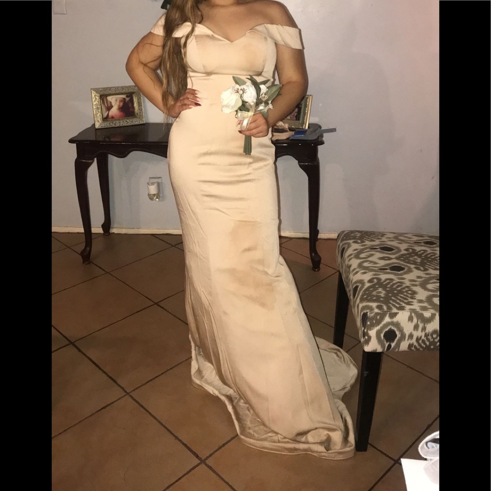 Beautiful formal dress...